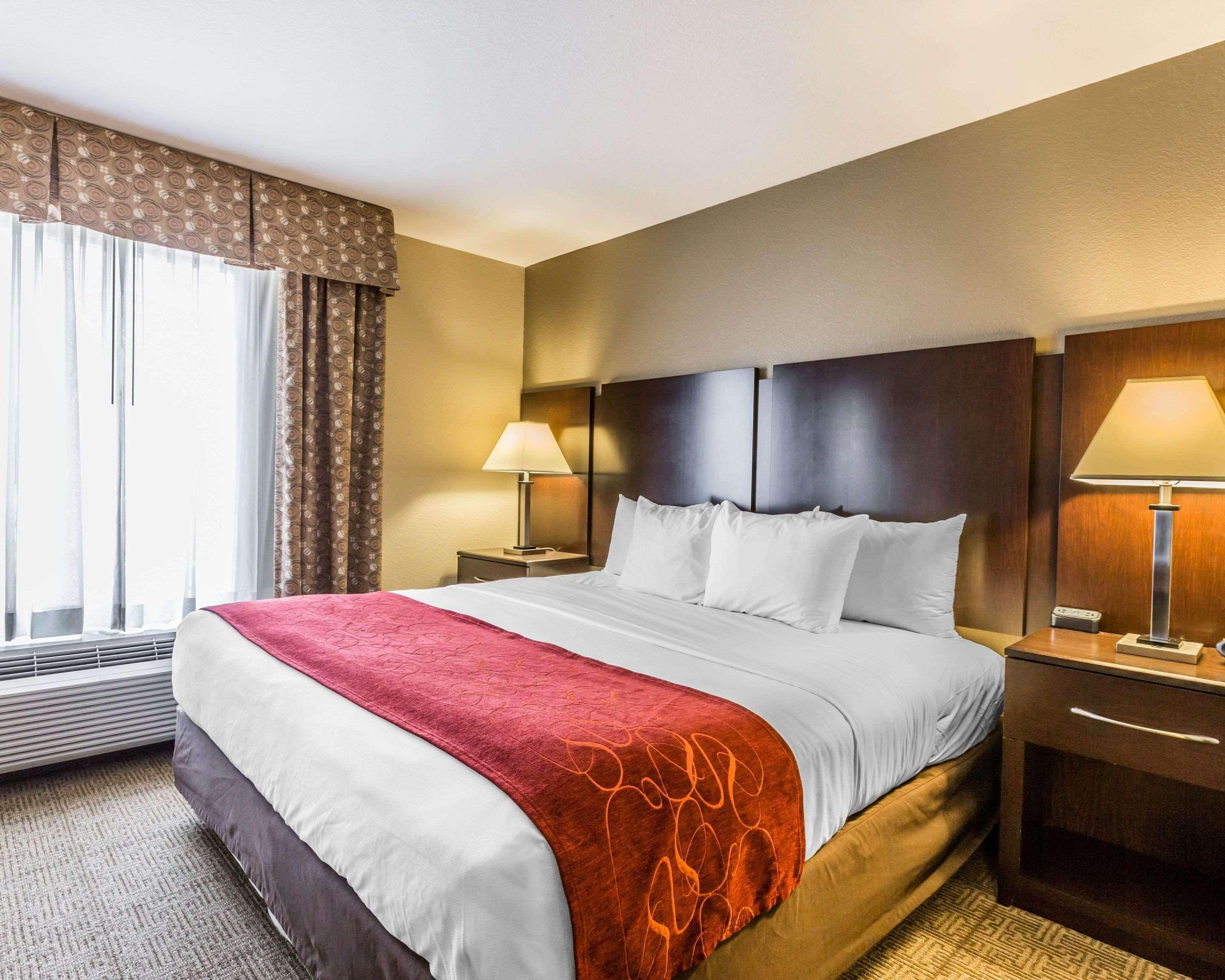 Comfort Suites Commerce Extérieur photo