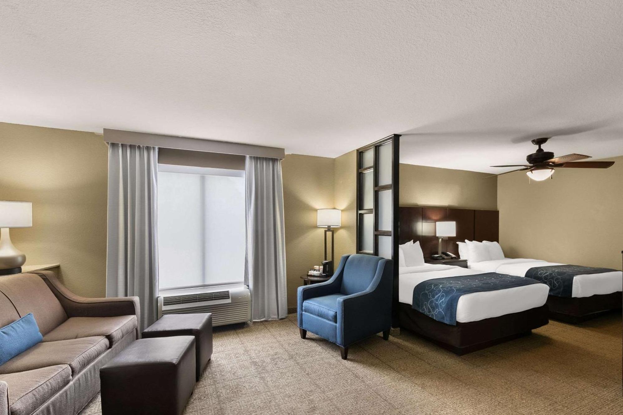 Comfort Suites Commerce Extérieur photo