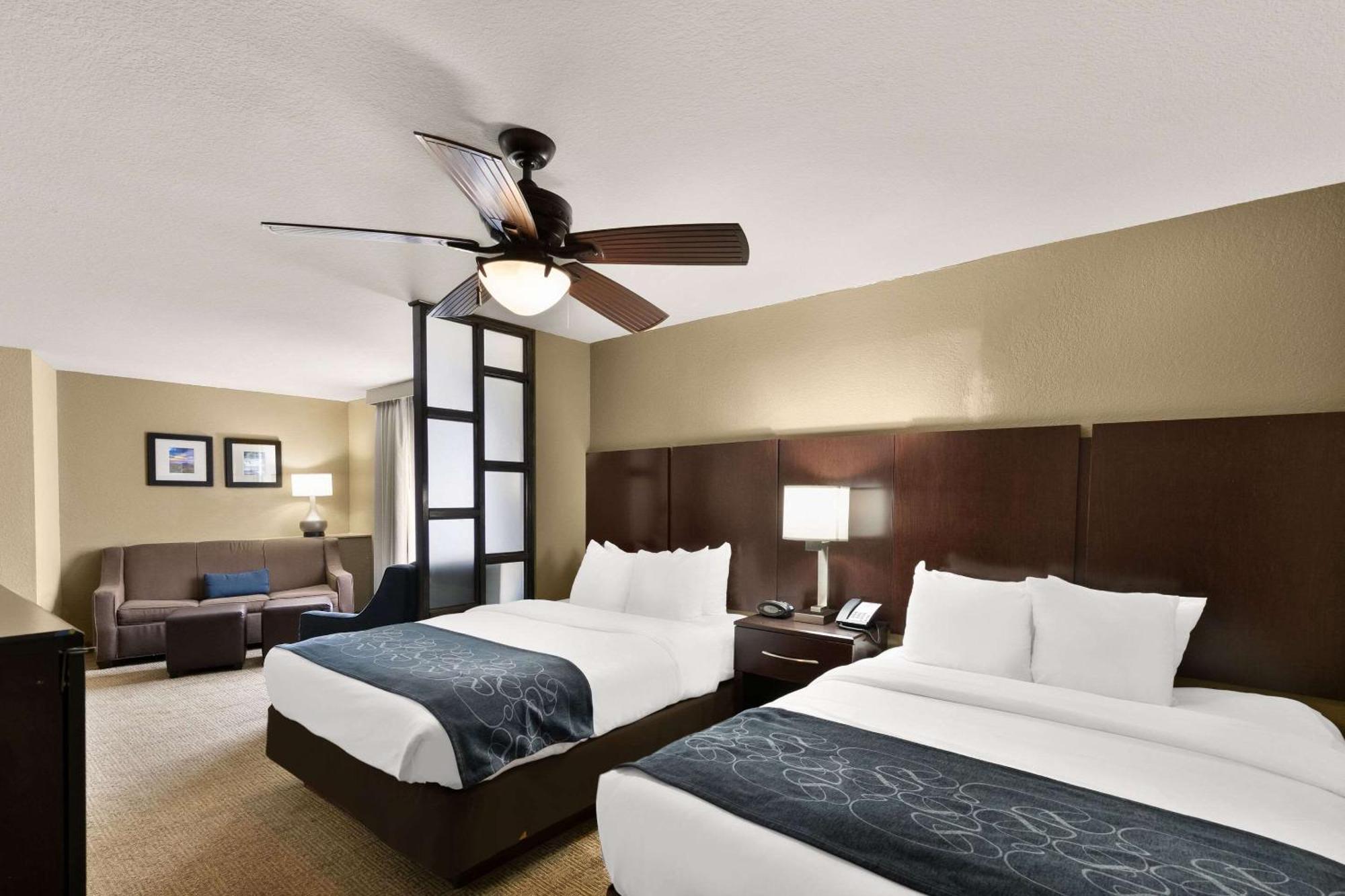 Comfort Suites Commerce Extérieur photo