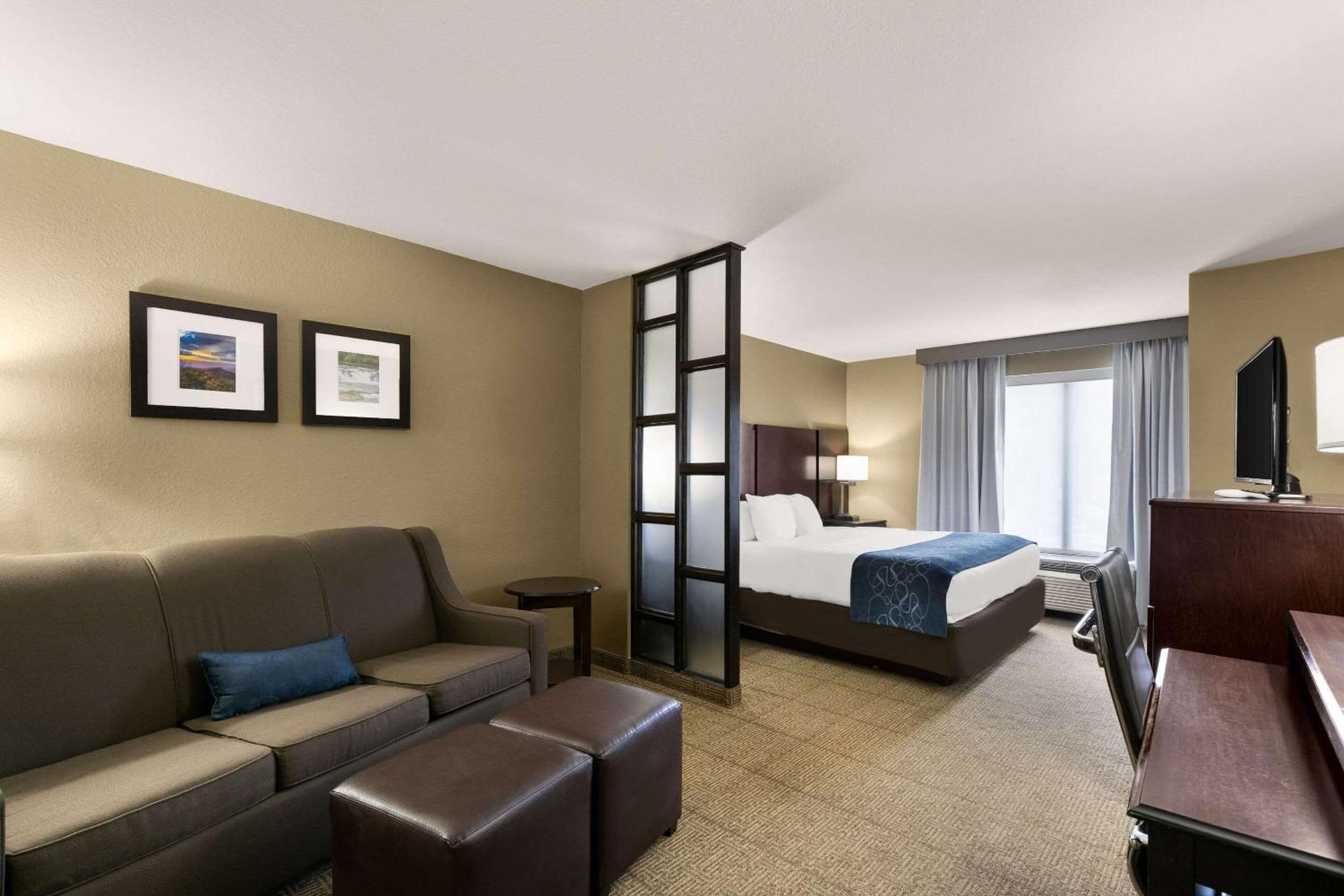 Comfort Suites Commerce Extérieur photo